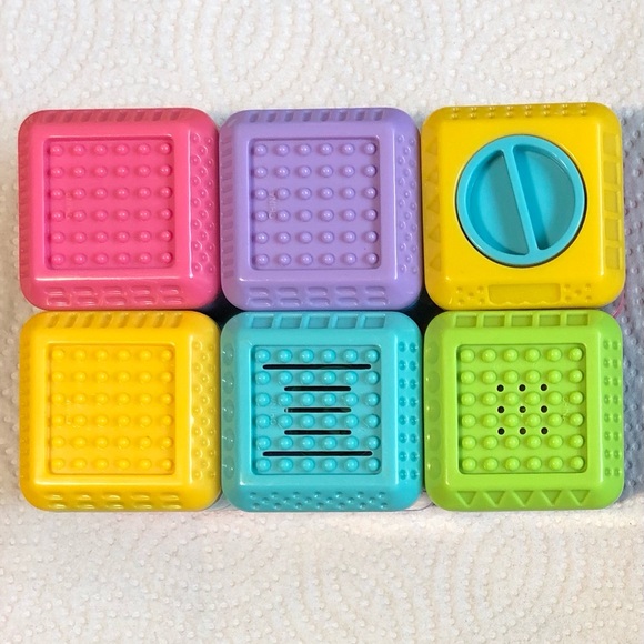 6 Vintage Fisher Price Peek-A-Boo Blocks. Sensory Themed. Set #3. - Picture 5 of 7